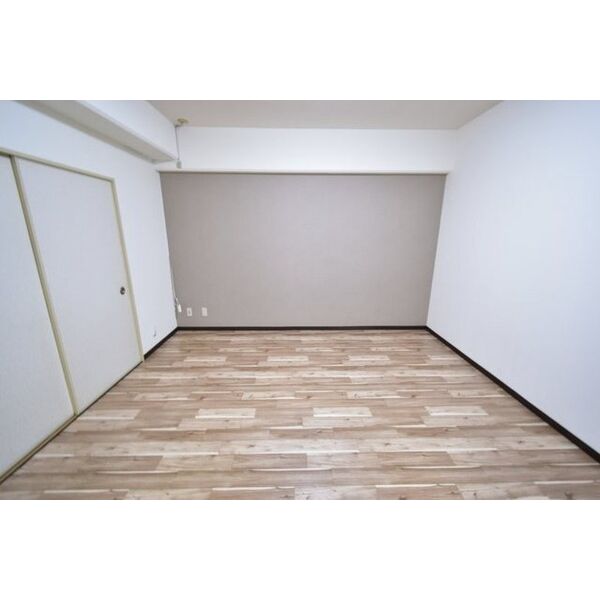 シロハイヌ今米02階3LDK 部屋②の画像