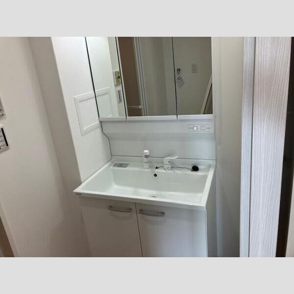 プレステージ12番館10階2LDK 洗面所の画像