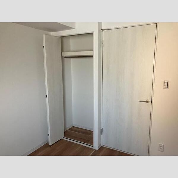 プレステージ12番館06階2LDK 収納の画像