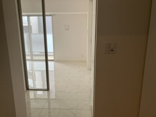 Innosent Doyama7階1R 玄関の画像