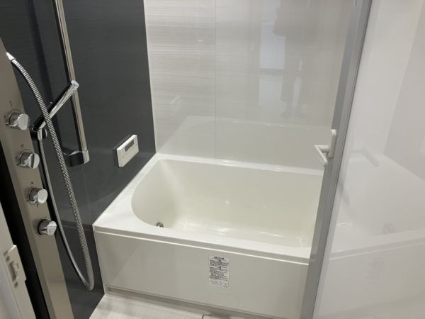 Innosent Doyama8階1R お風呂の画像