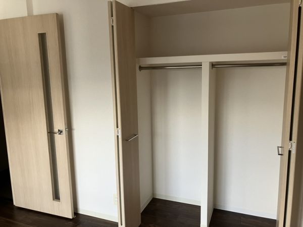 スプランディッド難波元町DUE11階1R 収納の画像