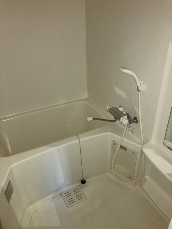 クラウンハイム北心斎橋フラワーコート8階1K お風呂の画像