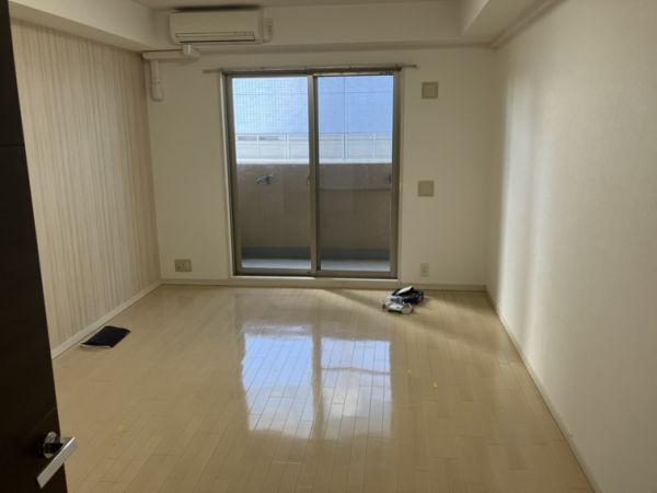 クラウンハイム北心斎橋フラワーコート14階1K リビングの画像