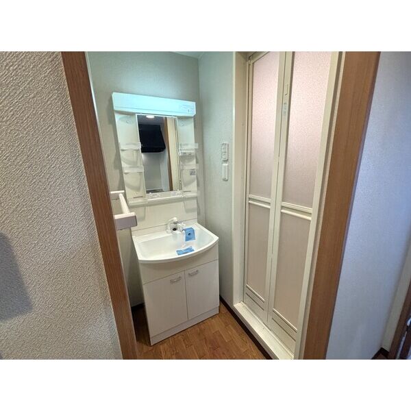 2nd K03階1K 洗面所の画像