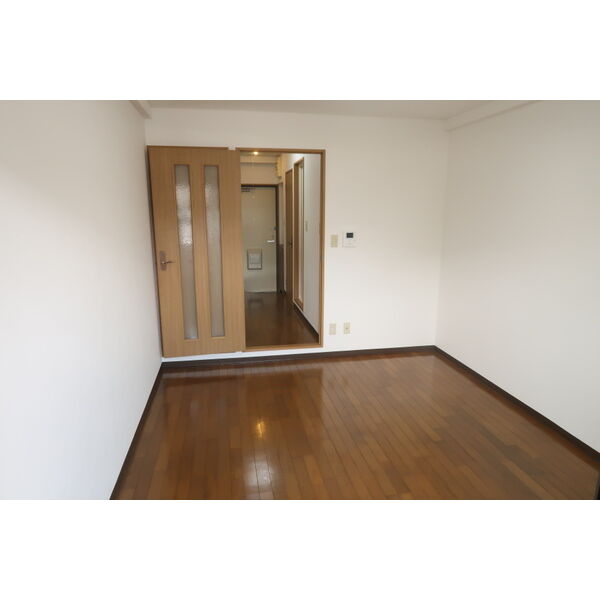 アネックス川端03階1K リビングの画像