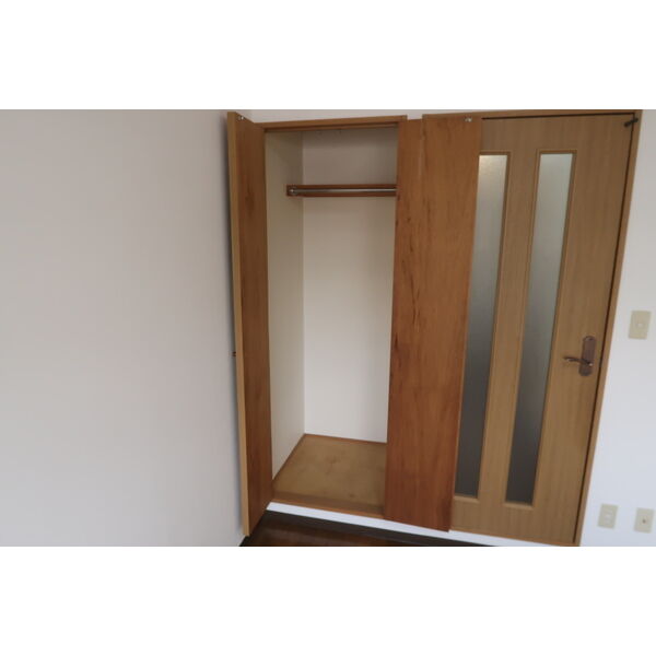 アネックス川端03階1K 収納の画像