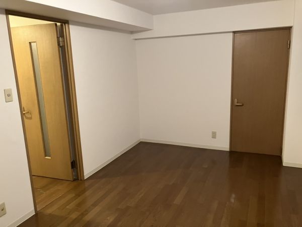 KAマンション1階1K 部屋①の画像