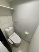 レジデンス南桜塚2階1K トイレの画像