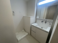 メゾンドボヌール弁天町6階2LDK 洗面所の画像