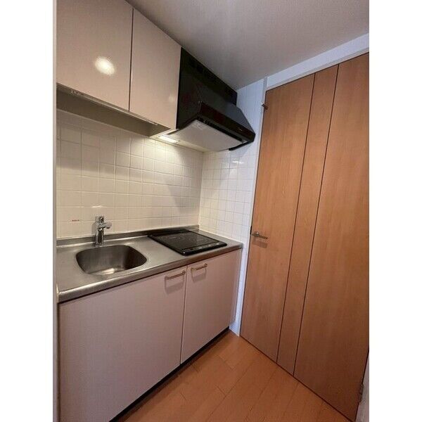 レジディア靭公園9階1R キッチンの画像