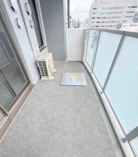 コンフォリア・リヴ大阪本町8階2LDK ベランダの画像