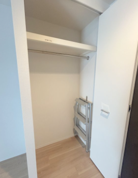 コンフォリア・リヴ大阪本町7階1K 収納の画像