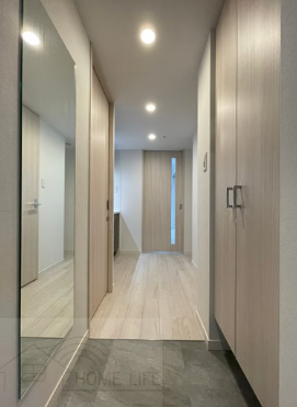 コンフォリア・リヴ新大阪WEST9階1LDK 玄関の画像