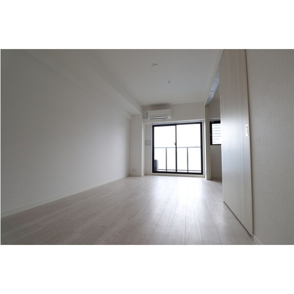 コンフォリア・リヴ新大阪WEST9階1LDK 部屋①の画像