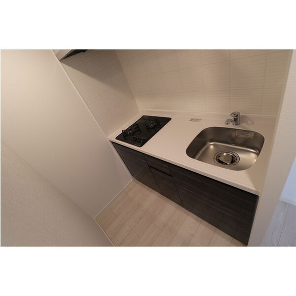 コンフォリア・リヴ新大阪WEST9階2K キッチンの画像