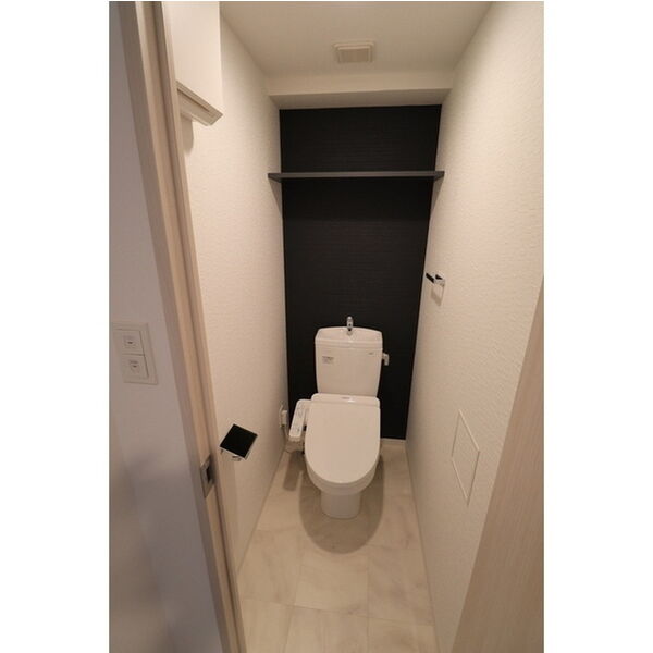 コンフォリア・リヴ新大阪WEST9階2K トイレの画像