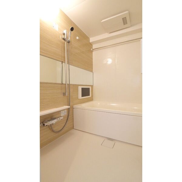 プレジオ新大阪EURO6階1LDK お風呂の画像