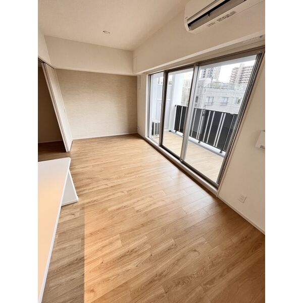 スプランディッド城東関目3階2LDK リビングの画像