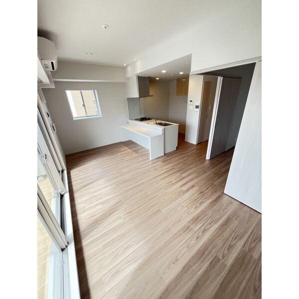 スプランディッド城東関目8階2LDK リビングの画像