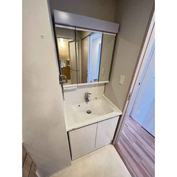 スプランディッド城東関目8階2LDK 洗面所の画像