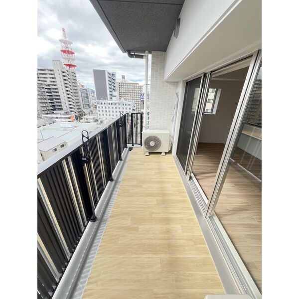 スプランディッド城東関目8階2LDK ベランダの画像