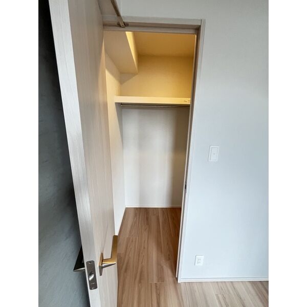 スプランディッド城東関目4階2LDK 収納の画像