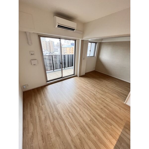 スプランディッド城東関目5階2LDK リビングの画像