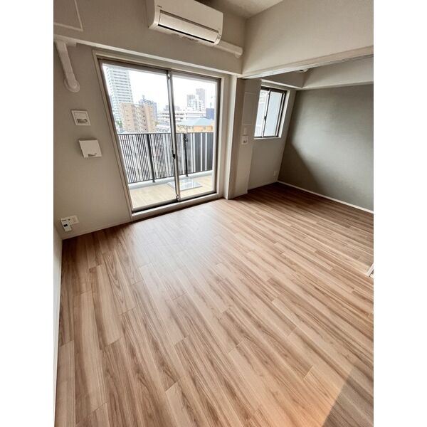 スプランディッド城東関目6階2LDK リビングの画像