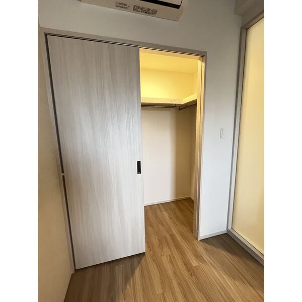 スプランディッド城東関目7階2LDK 収納の画像