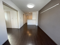 Benesta千里中央3階2LDK リビングの画像