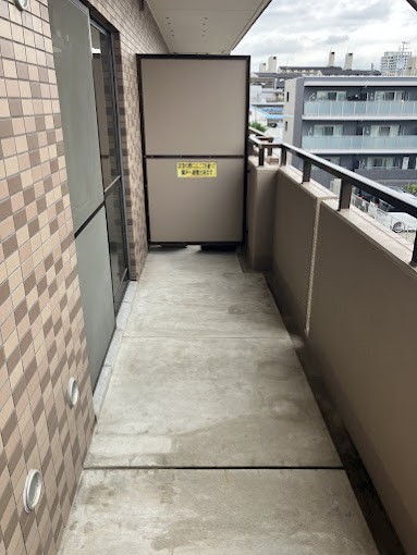 ヴィラ・アーバネット3階3LDK ベランダの画像