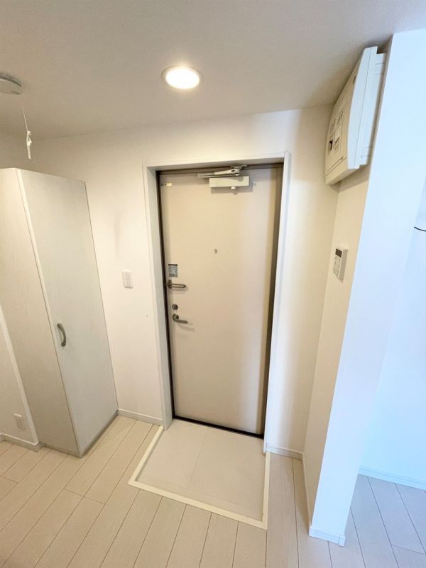 GranSta（グランスタ）1階1R 玄関の画像