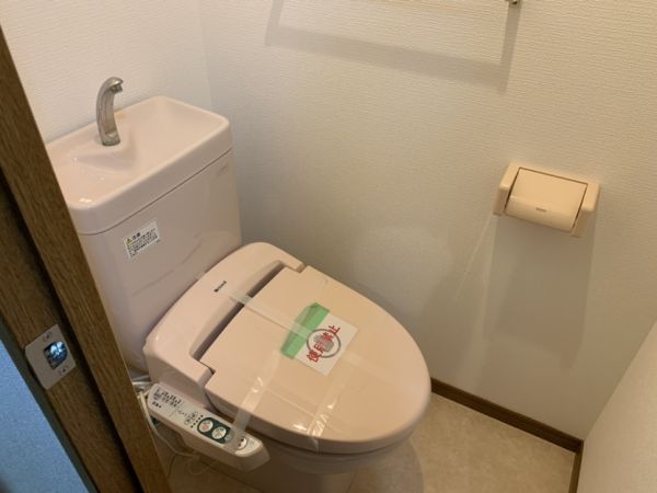 ノルデンハイム新大阪Ⅱ10階1DK トイレの画像