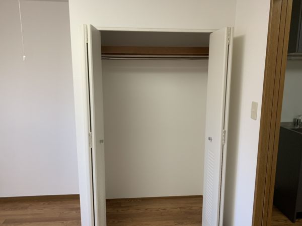 ノルデンハイム新大阪Ⅱ10階1DK 収納の画像