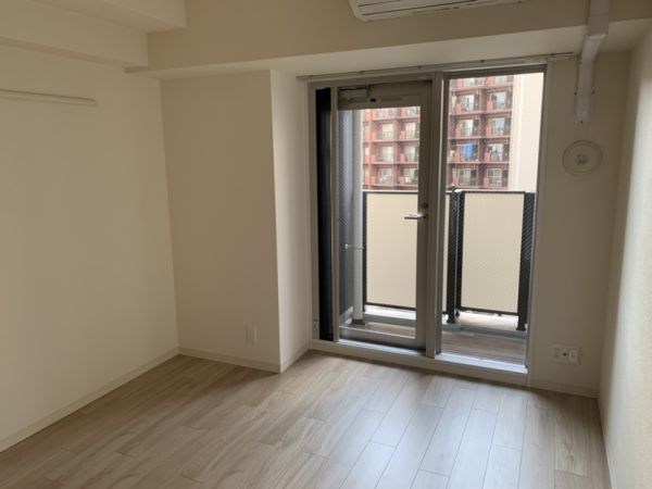 プレサンス新大阪ザデイズ6階1K リビングの画像