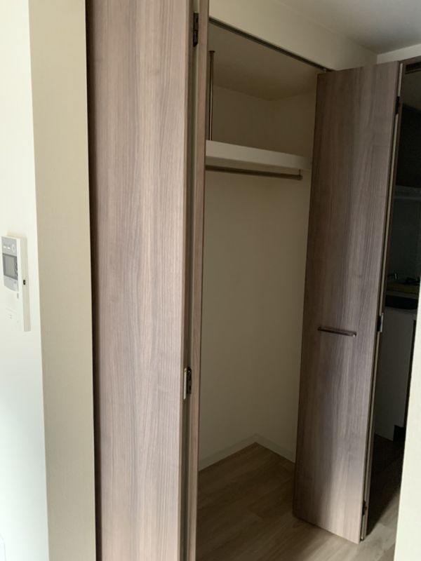 プレサンス新大阪ザデイズ6階1K 収納の画像
