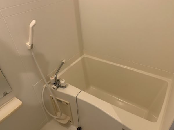 W元町7階1R お風呂の画像