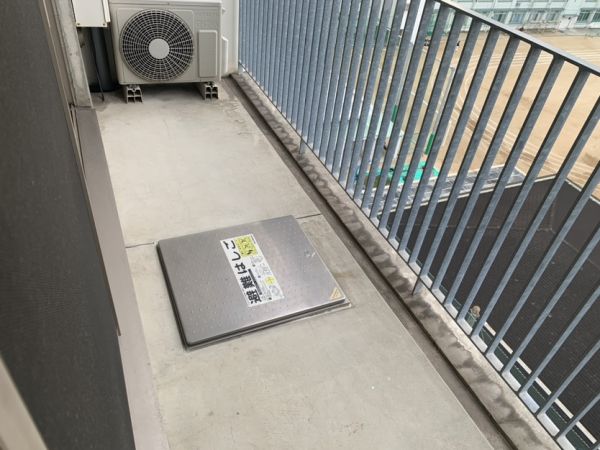 W元町7階1R ベランダの画像