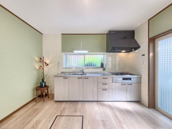 メゾン・ド・アンティークさつき台1階4LDK以上 キッチンの画像