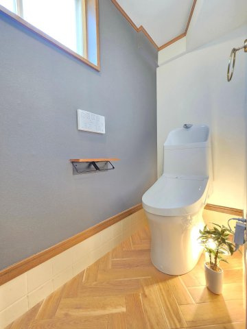 メゾン・ド・アンティークさつき台1階4LDK以上 トイレの画像