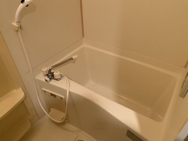 プレサンス難波OCAT前7階1K お風呂の画像