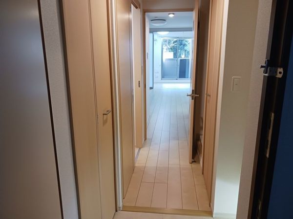 ガロファニーノ1階1LDK 玄関の画像