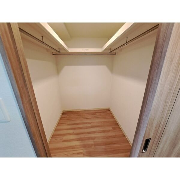 スプランディッド堀江15階1LDK 収納の画像