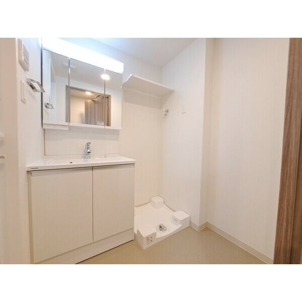 スプランディッド堀江11階1LDK 洗面所の画像