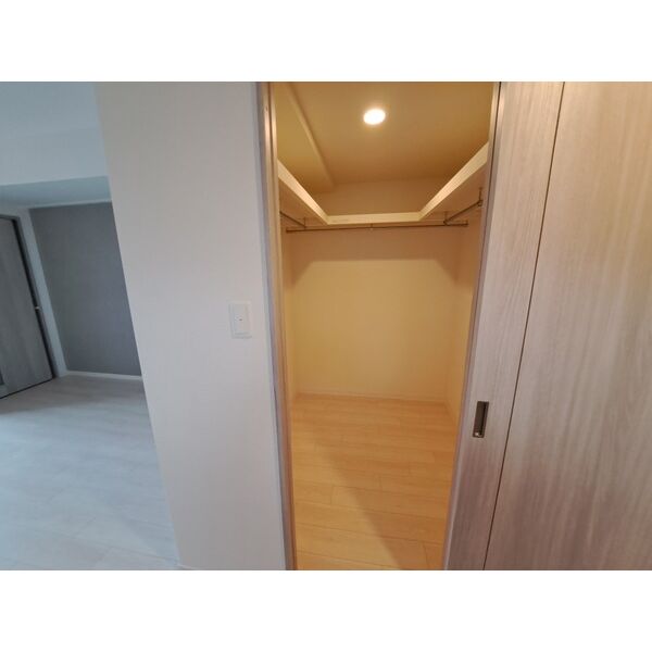 スプランディッド堀江6階1LDK 収納の画像