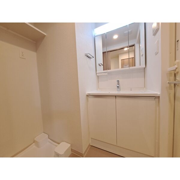 スプランディッド堀江7階2K 洗面所の画像