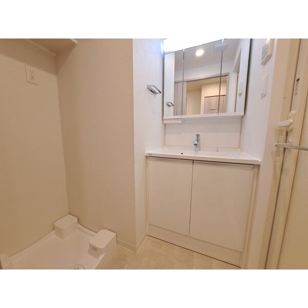 スプランディッド堀江4階2K 洗面所の画像