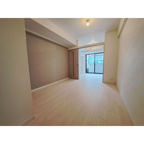 スプランディッド堀江10階2K リビングの画像