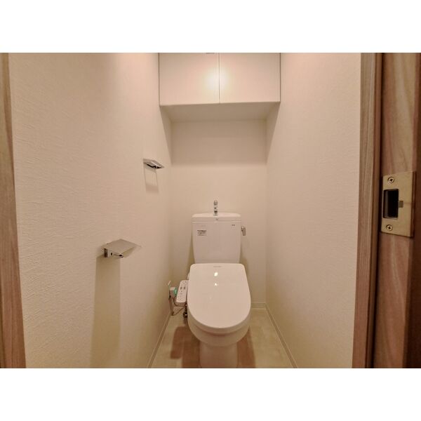 スプランディッド堀江8階1DK トイレの画像